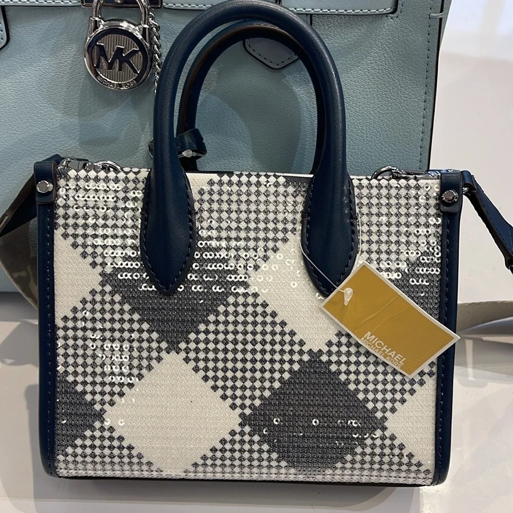 Michael Kors Mirella Extra-Small Logo Crossbody XBODY Shopper Bag
Navy
NWT
L - Picture 7 of 16